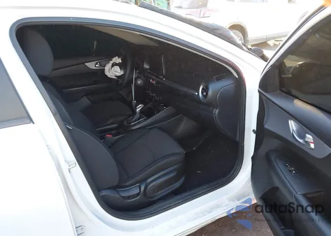 2022 Kia Forte Lxs из США, поврежденный, VIN 3KPF24AD7NE440048